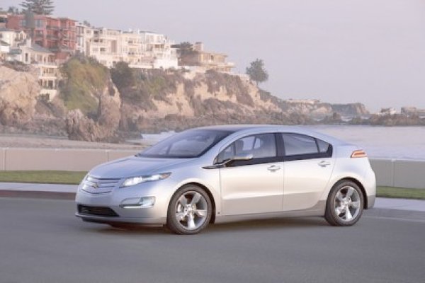 General Motors stopează producţia Chevrolet Volt